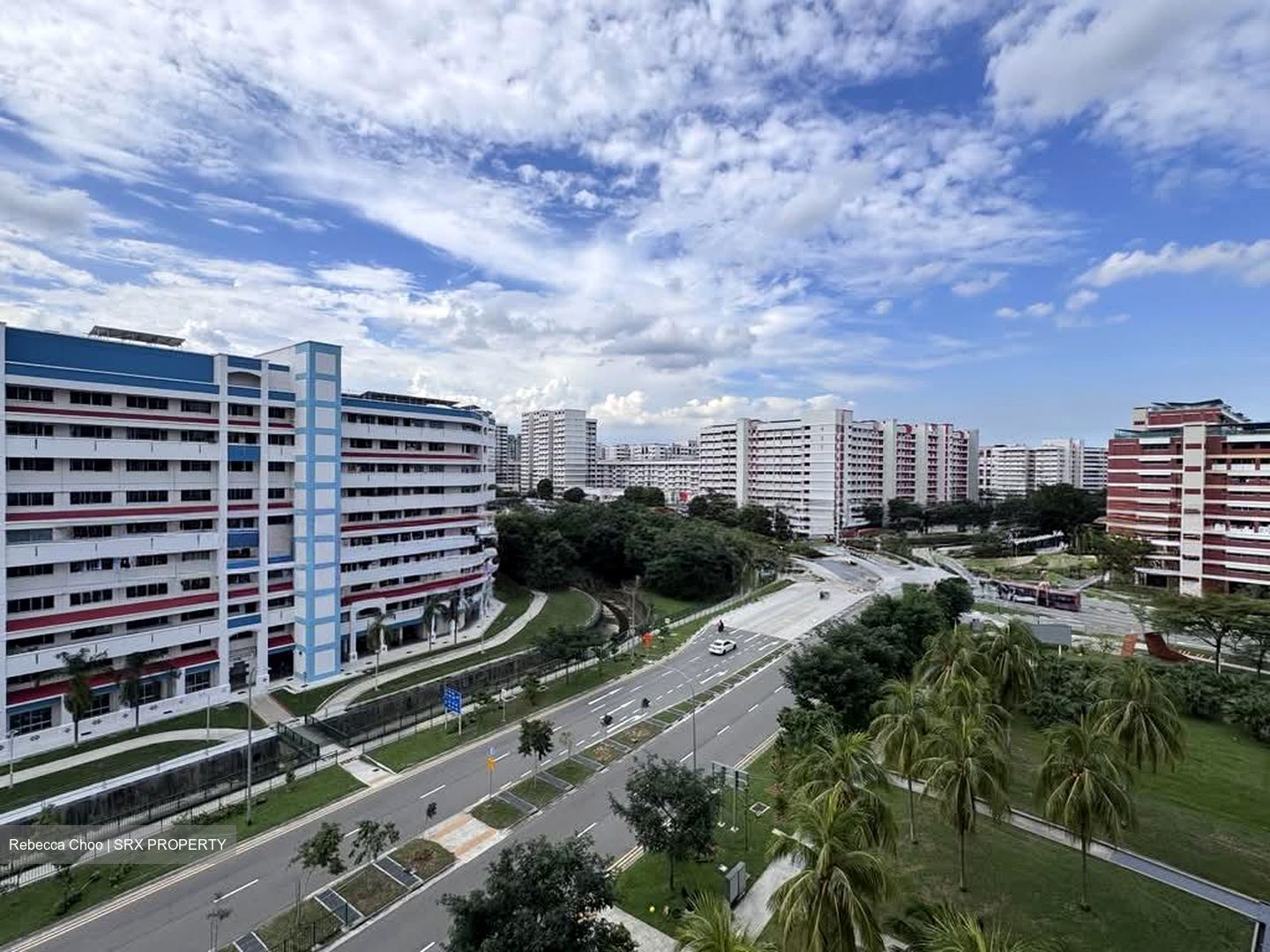 Blk 533 Hougang Avenue 6 (Hougang), HDB Executive #558025101